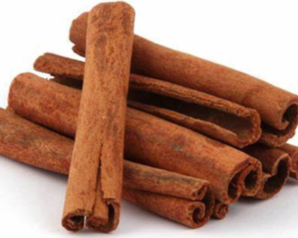 Cinnamon leaf essential oil